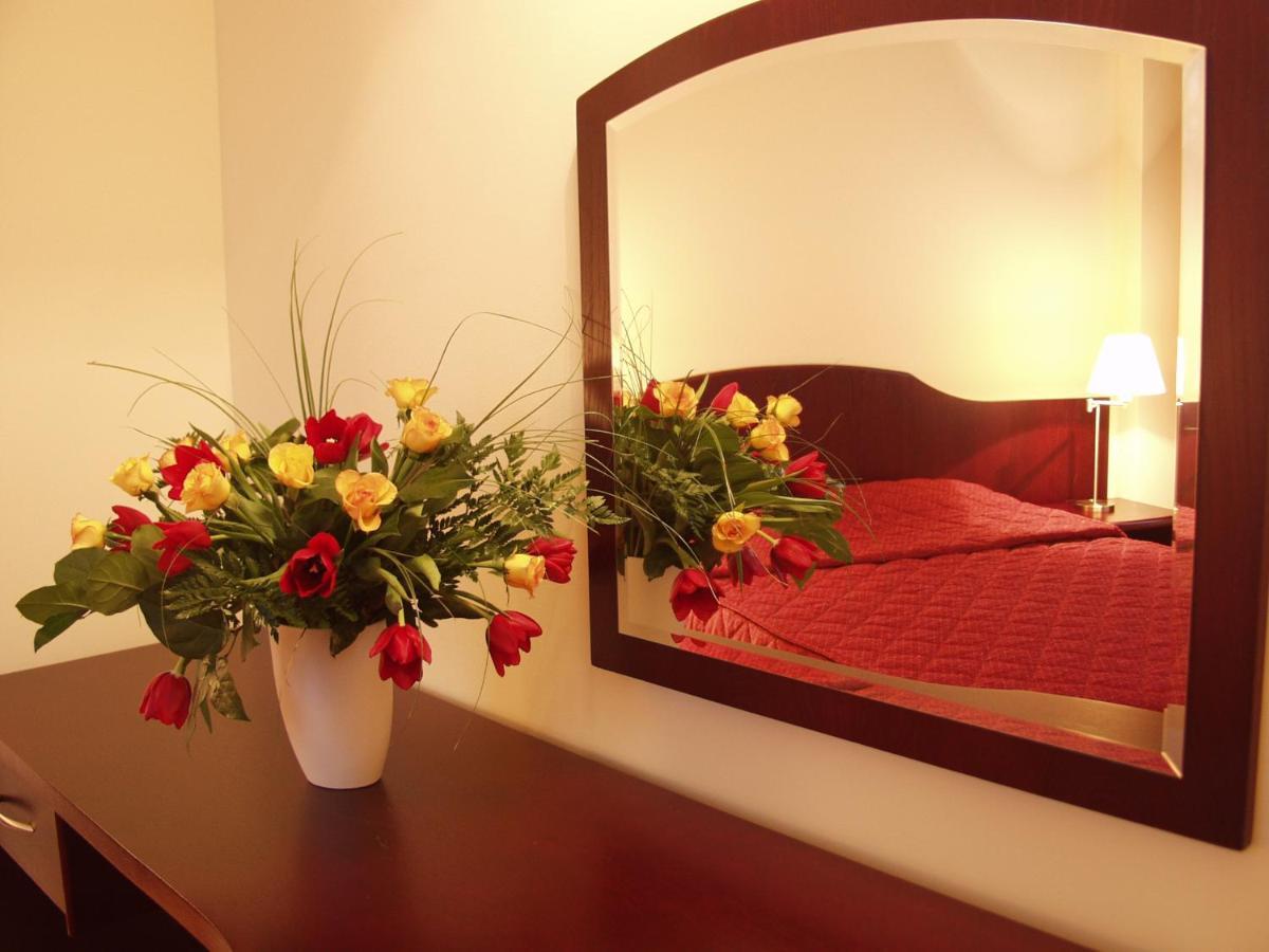 Matejko Hotel Krakow Bagian luar foto