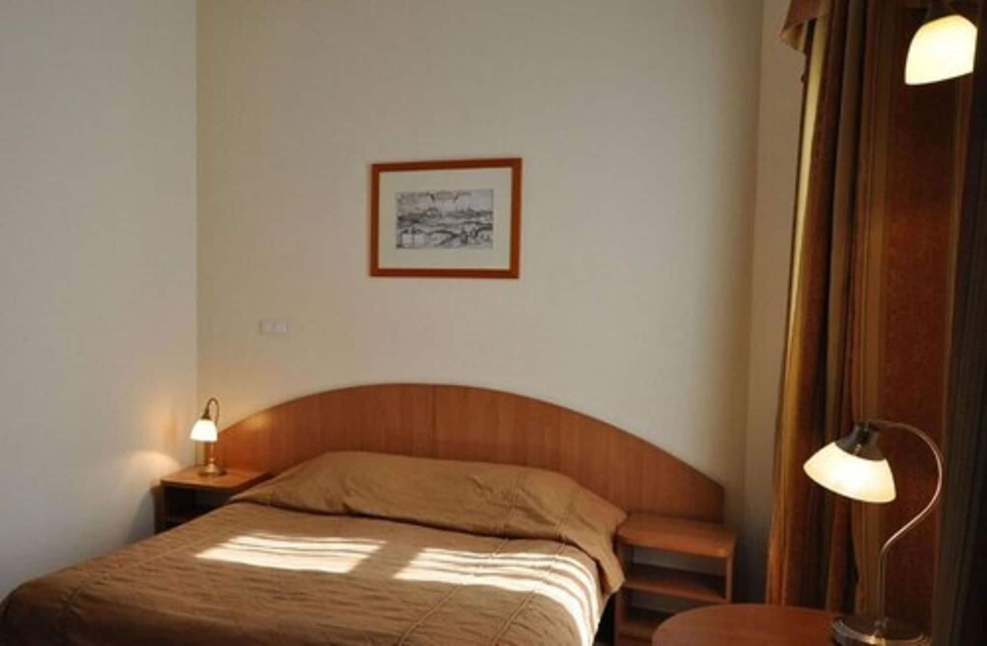 Matejko Hotel Krakow Bagian luar foto