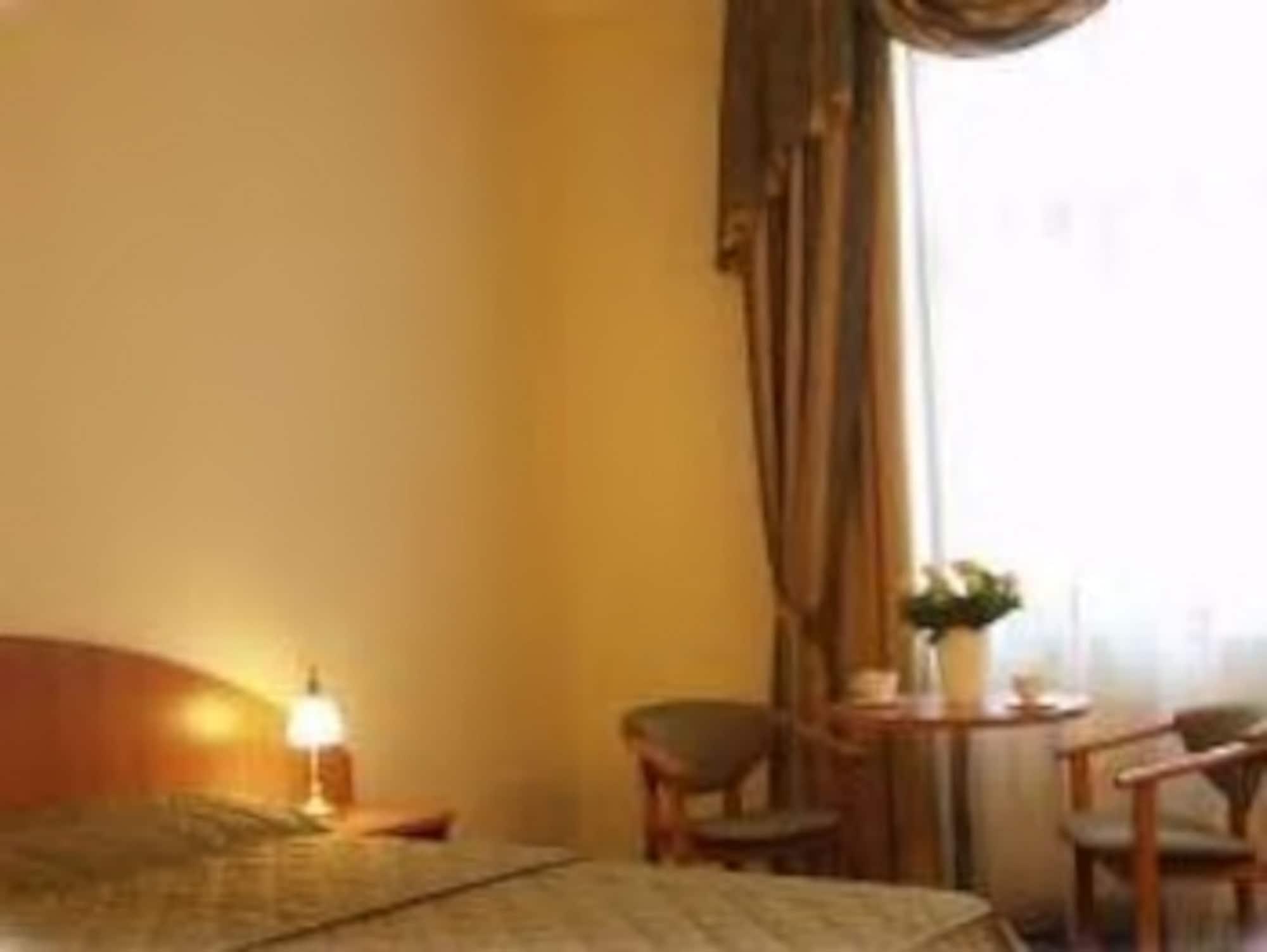 Matejko Hotel Krakow Bagian luar foto