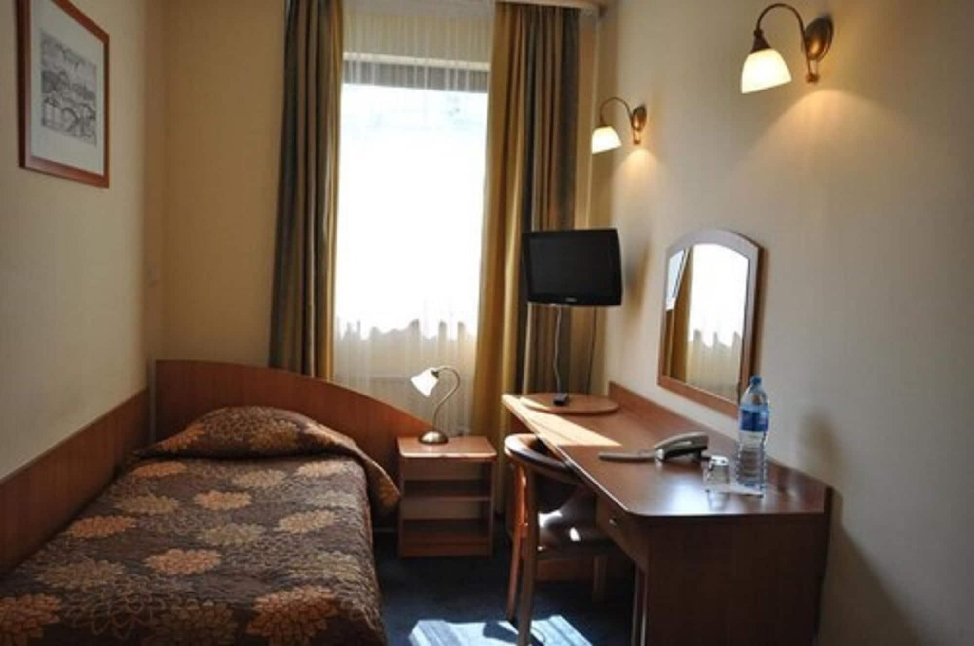 Matejko Hotel Krakow Bagian luar foto