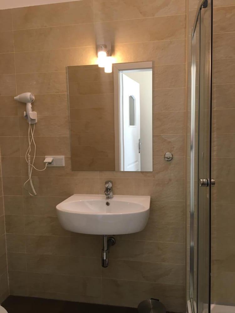 Matejko Hotel Krakow Bagian luar foto