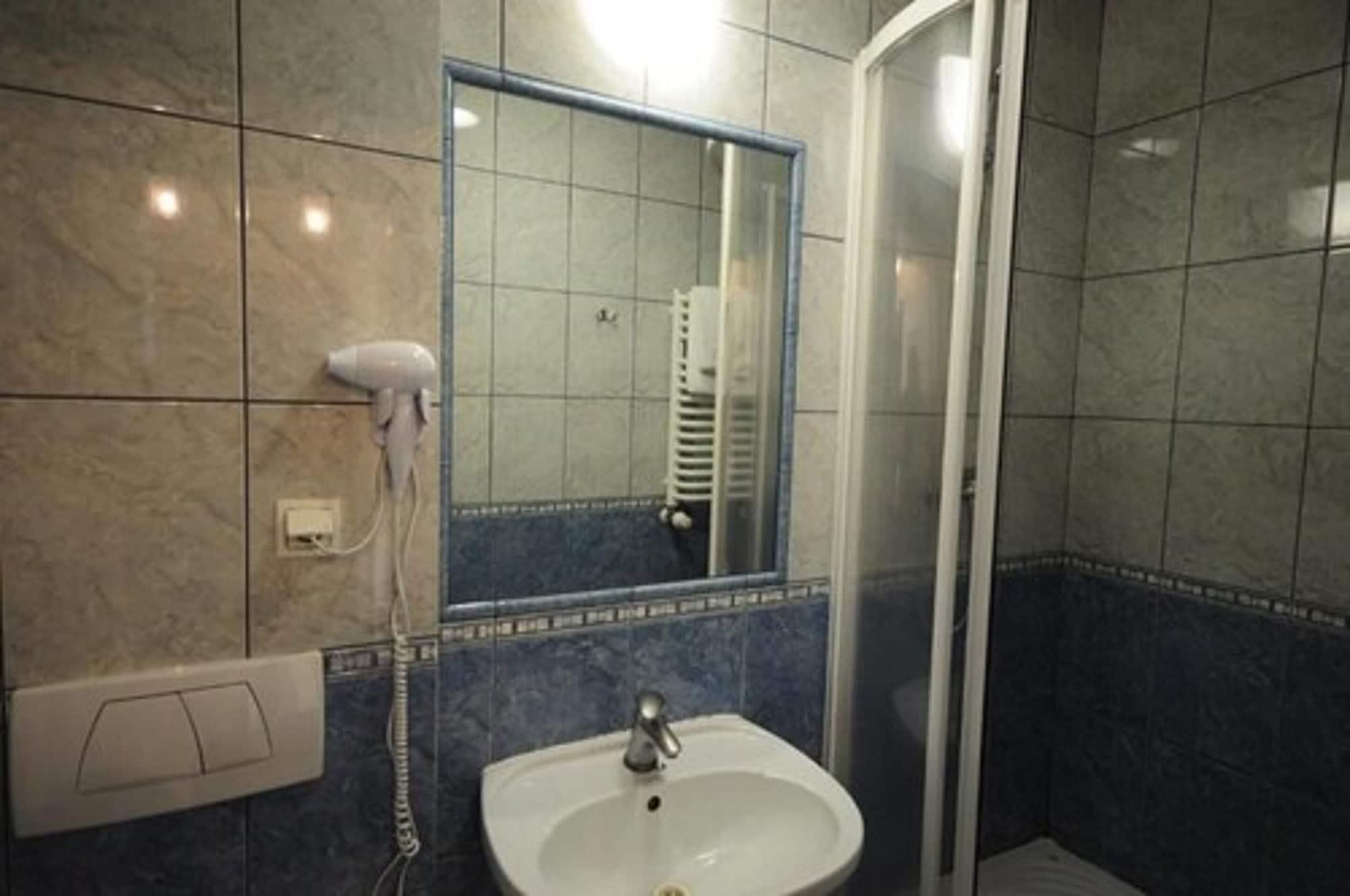 Matejko Hotel Krakow Bagian luar foto