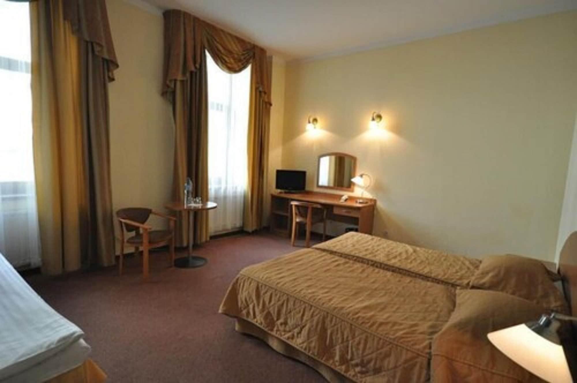 Matejko Hotel Krakow Bagian luar foto