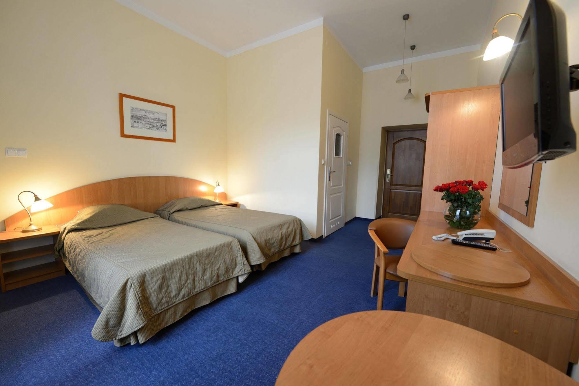 Matejko Hotel Krakow Bagian luar foto