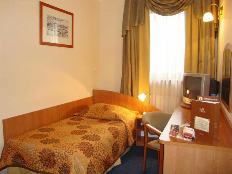Matejko Hotel Krakow Bagian luar foto